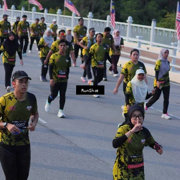 Runner Photo 7119168
