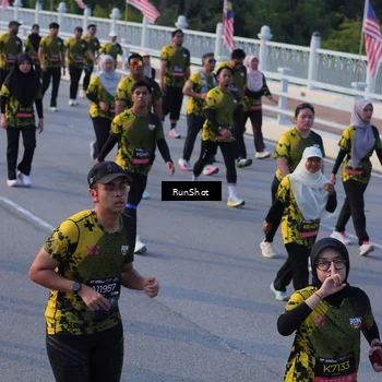 Runner Photo 7119169