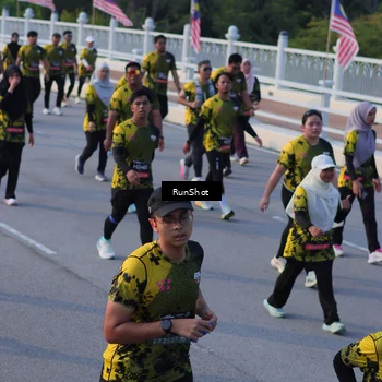 Runner Photo 7119172