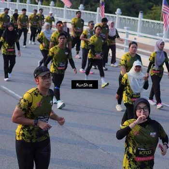 Runner Photo 7119173