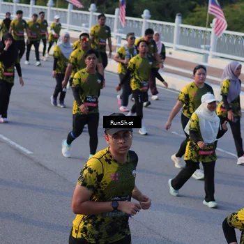 Runner Photo 7119178