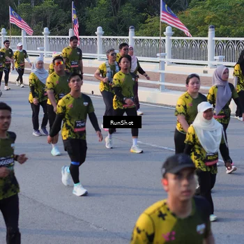 Runner Photo 7119180