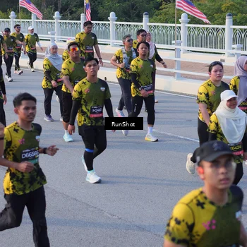 Runner Photo 7119183