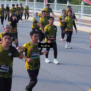 Runner Photo 7119186