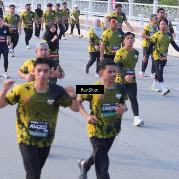 Runner Photo 7119187