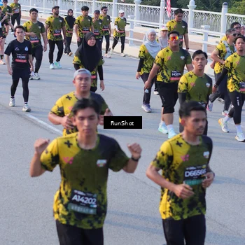 Runner Photo 7119188