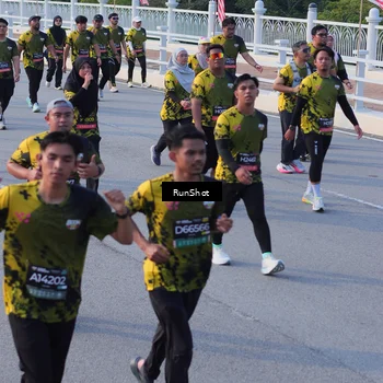 Runner Photo 7119198