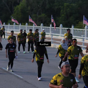 Runner Photo 7119202