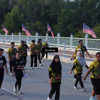 Runner Photo 7119211