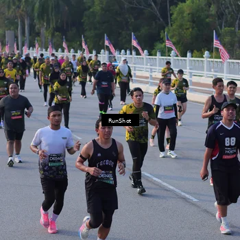 Runner Photo 7119231