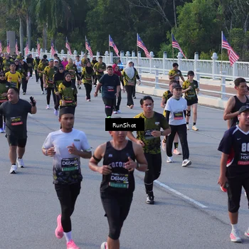 Runner Photo 7119232