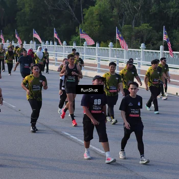 Runner Photo 7119233