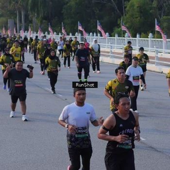 Runner Photo 7119241