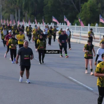 Runner Photo 7119248
