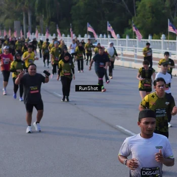 Runner Photo 7119249