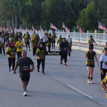 Runner Photo 7119255