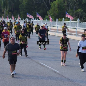 Runner Photo 7119257