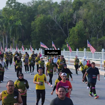 Runner Photo 7119279