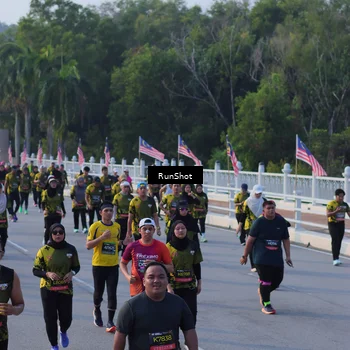 Runner Photo 7119280
