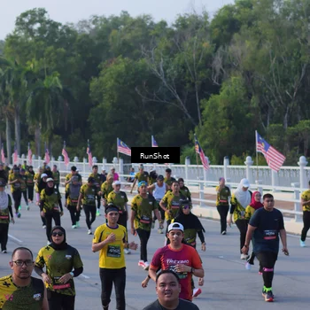 Runner Photo 7119284