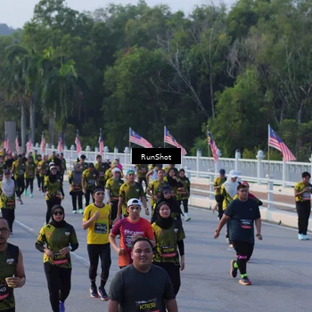 Runner Photo 7119286