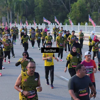 Runner Photo 7119289