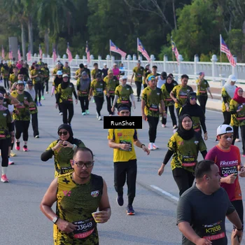 Runner Photo 7119290