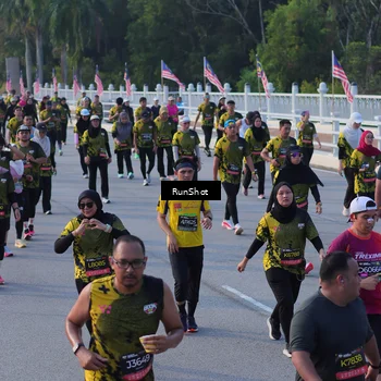 Runner Photo 7119293