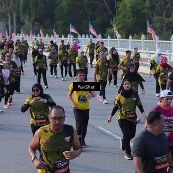 Runner Photo 7119294