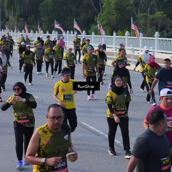 Runner Photo 7119298