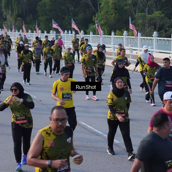 Runner Photo 7119300