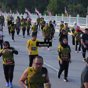 Runner Photo 7119301