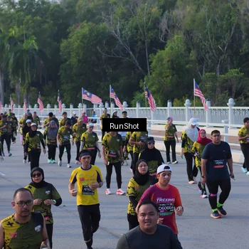 Runner Photo 7119307