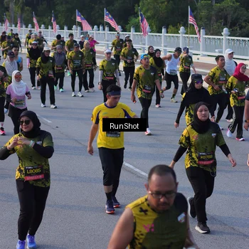 Runner Photo 7119310