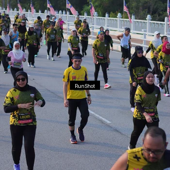 Runner Photo 7119312