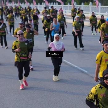 Runner Photo 7119332