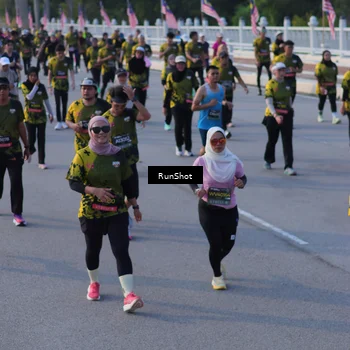 Runner Photo 7119334