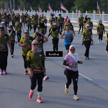 Runner Photo 7119340