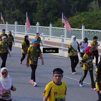 Runner Photo 7119353
