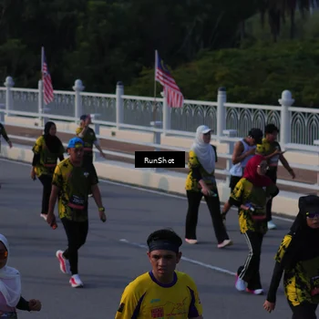 Runner Photo 7119355