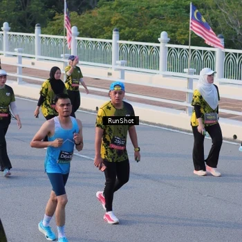 Runner Photo 7119382