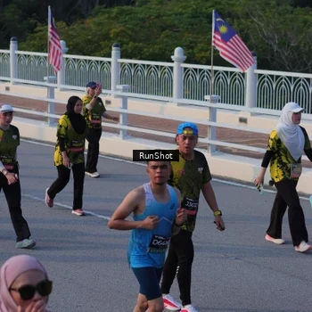 Runner Photo 7119387