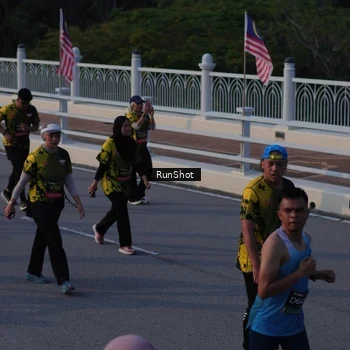 Runner Photo 7119389