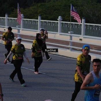 Runner Photo 7119391
