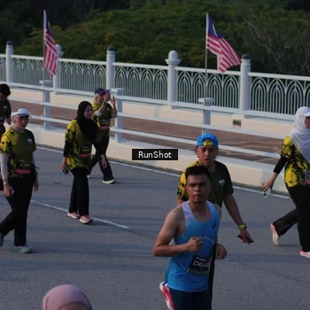 Runner Photo 7119396