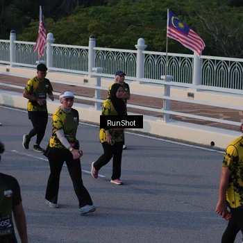 Runner Photo 7119399
