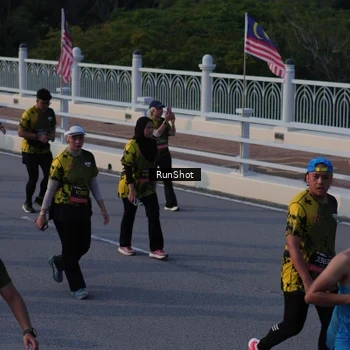 Runner Photo 7119405
