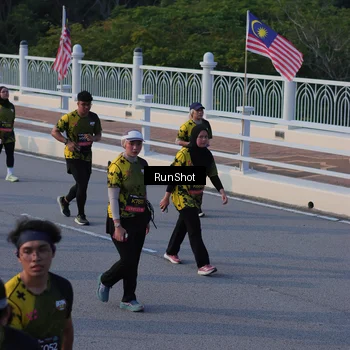 Runner Photo 7119411