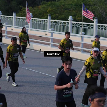 Runner Photo 7119415