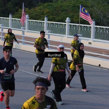 Runner Photo 7119419